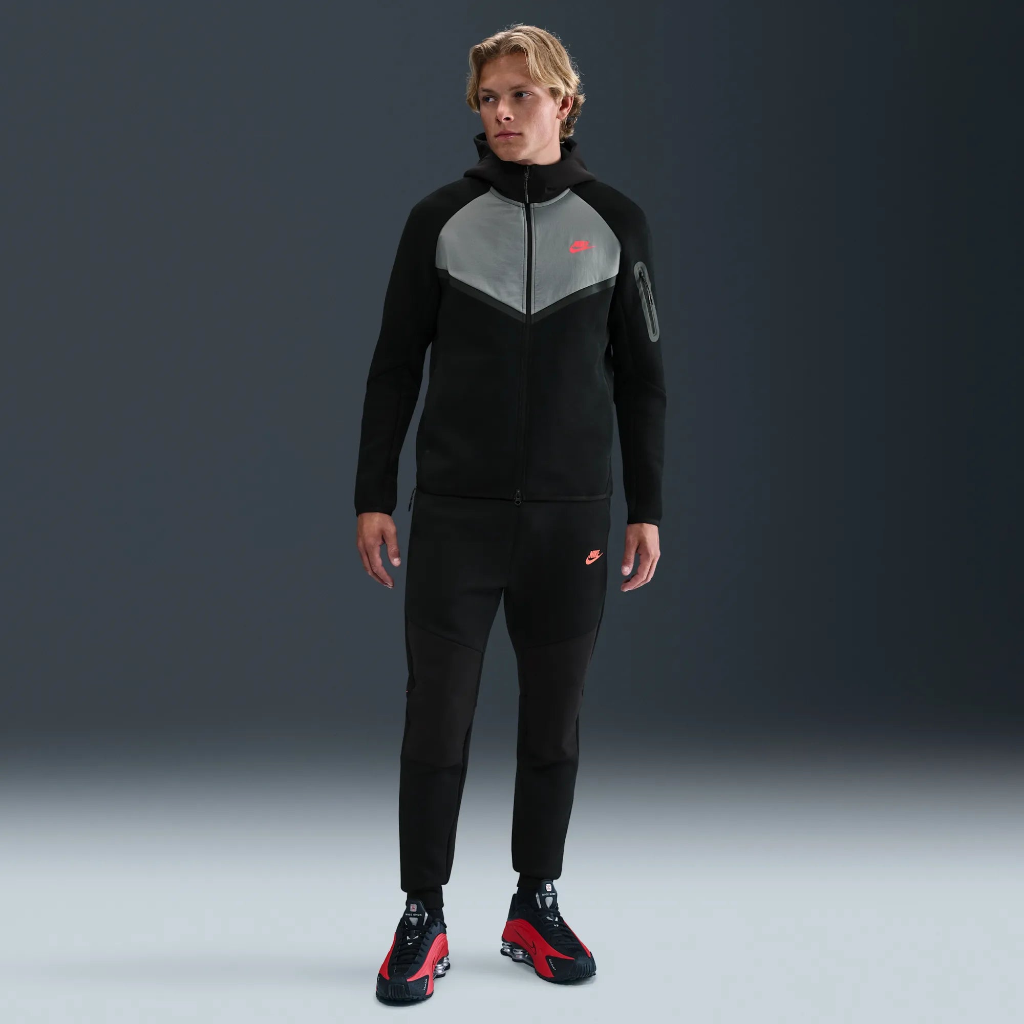 Nike Tech Fleece Full-Zip Hoodie Black/Bright Crimson 2025