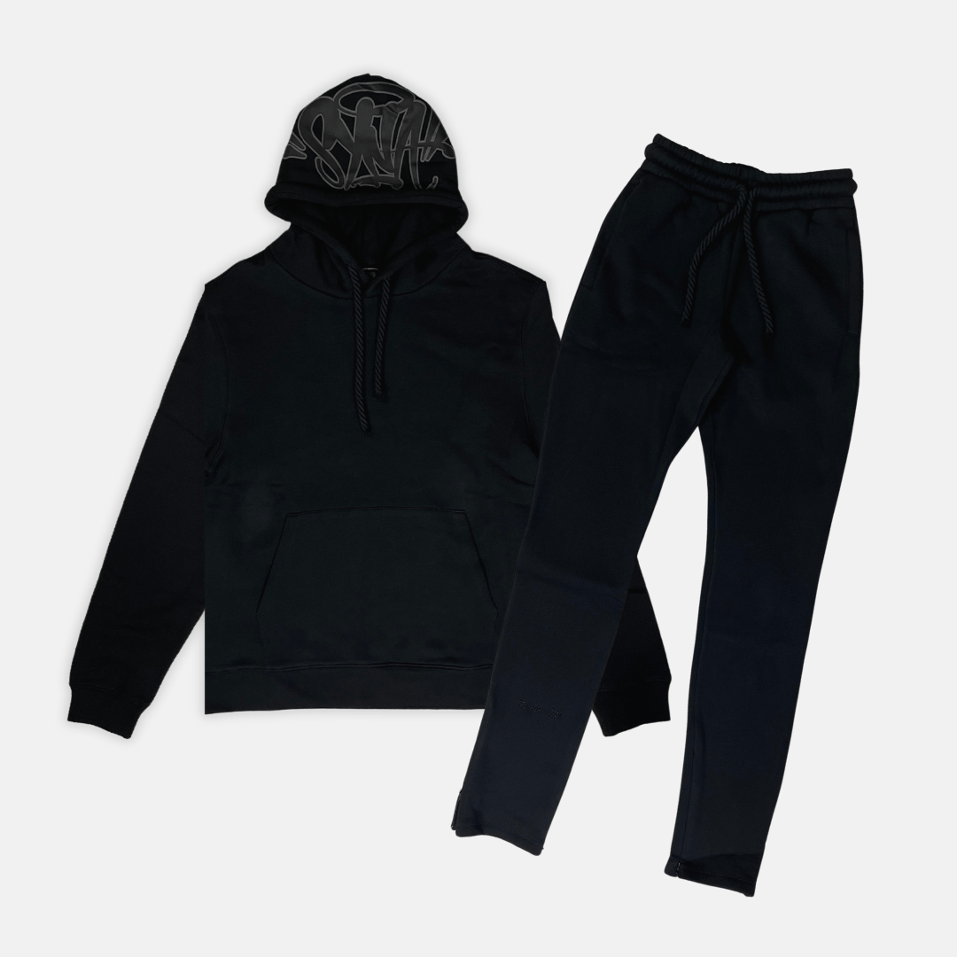 SYNAWORLD ‘SYNA’ LOGO TRACKSUIT - BLACKOUT