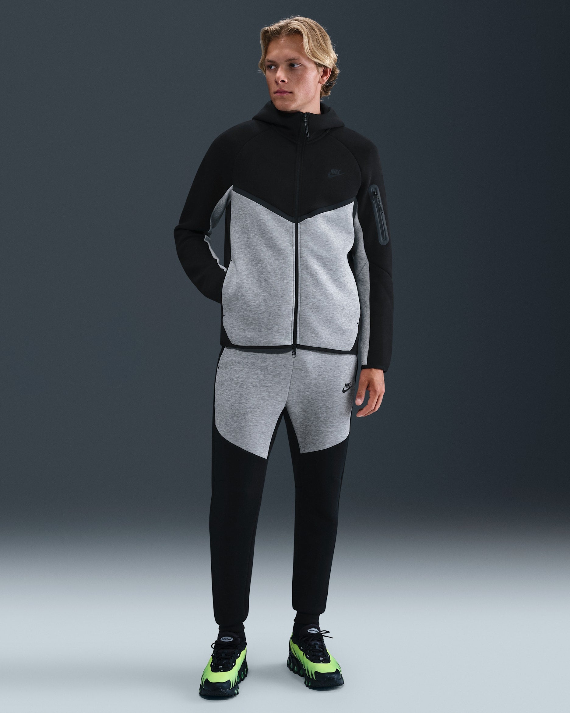 Nike Tech Fleece Full Zip Hoodie & Joggers Set Grey/Black 2025