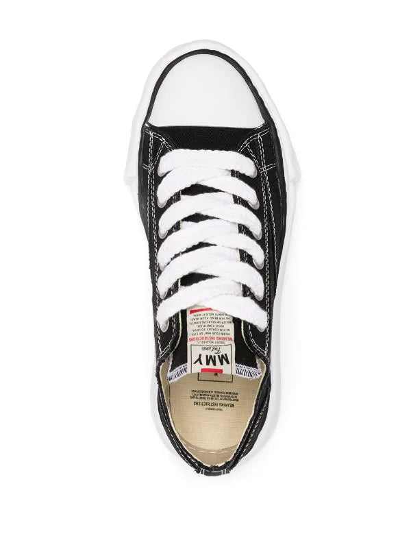 Maison Mihara Yasuhiro
Black Peterson Original Sole Sneakers