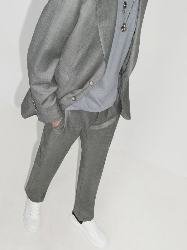 Alexander McQueen
Oversized leather sneakers