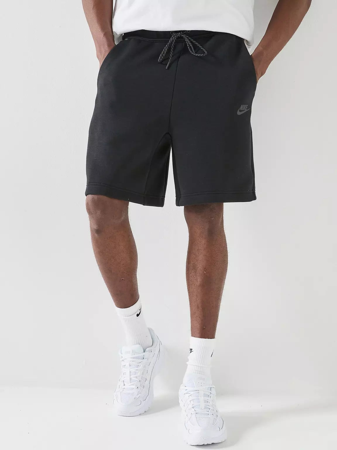 Nike Tech Fleece Shorts - Black/Black 2025