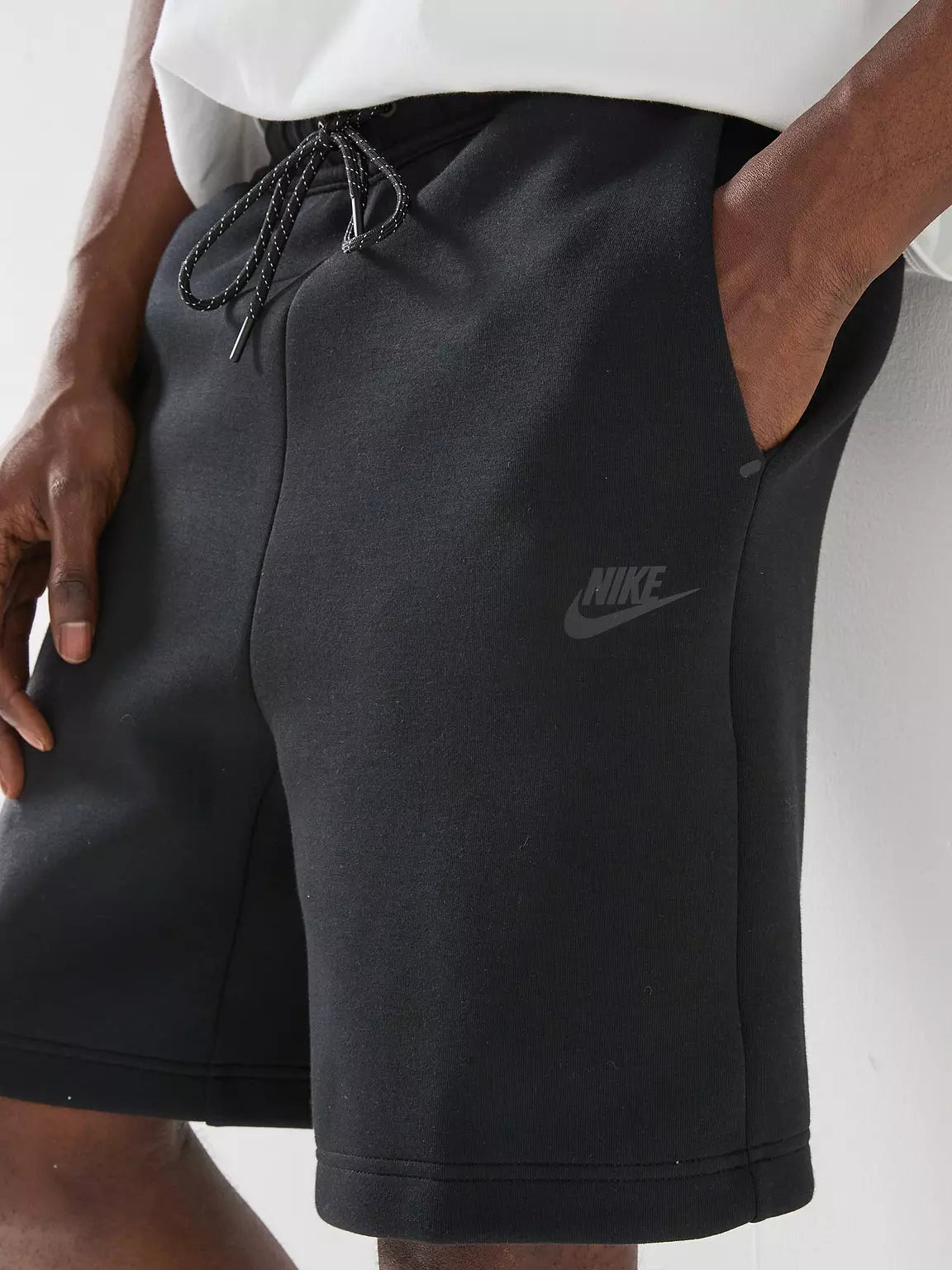 Nike Tech Fleece Shorts - Black/Black 2025