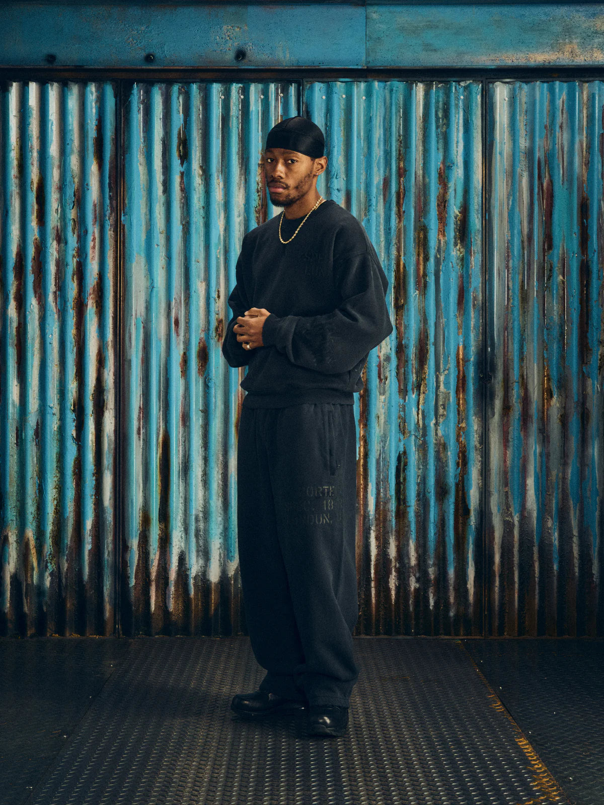 CORTEIZ HMP STENCIL OPEN HEM SWEATPANT [BLACK OVERDYE]