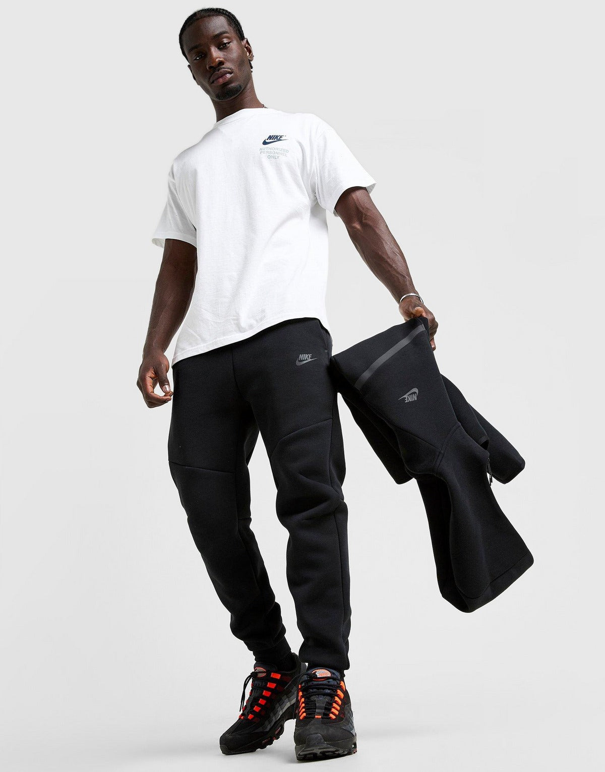 Nike Tech Fleece Full Zip Hoodie & Joggers Set Black/Black 2025