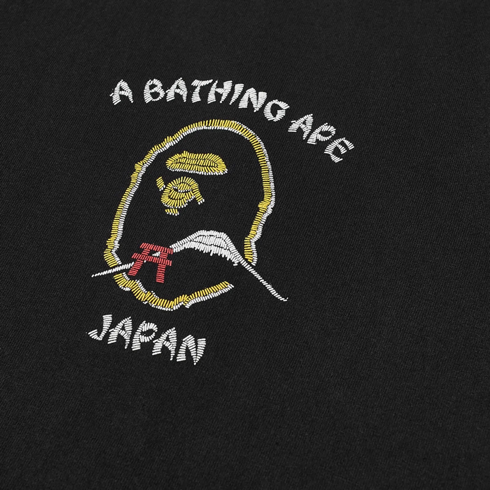 BAPE JAPAN SOUVENIR TEE - BLACK