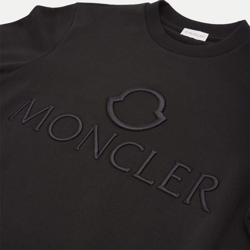 MONCLER EMBROIDED PATCH CHEST LOGO SWEATSHIRT BLACK