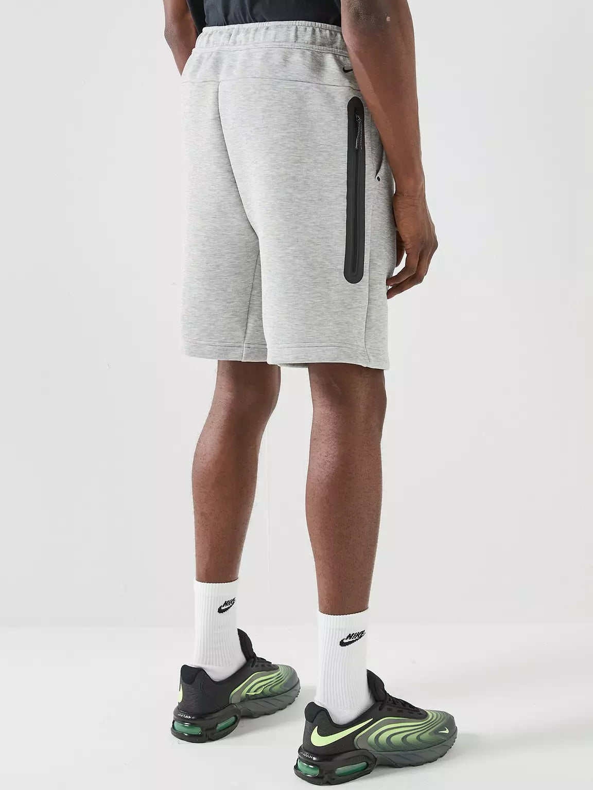 Nike Tech Fleece Shorts - Grey 2025